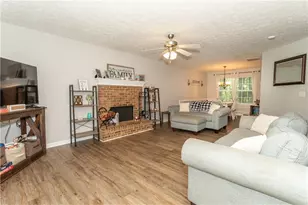 1537 Cardinal Ln, Winder, GA 30680 - Photo 10