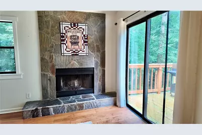947 Lake Drive, Snellville, GA 30039 - Photo 10