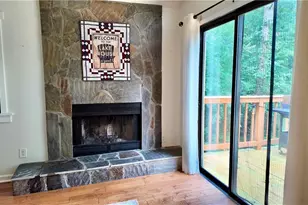 947 Lake Dr, Snellville, GA 30039 - Photo 10