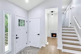 3741 Northpoint Dr, Marietta, GA 30062 - Photo 10