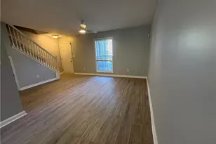 910 Summer Pl, Norcross, GA 30071 - Photo 4