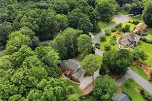 2059 Mountain Creek Dr, Stone Mountain, GA 30087 - Photo 2