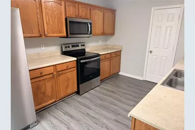 6229 Hickory Lane Circle, Union City, GA 30291 - Photo 4