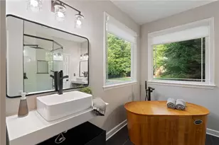 802 Lakeglen Dr, Suwanee, GA 30024 - Photo 28