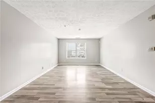 13202 Fairington Ridge Cir, Lithonia, GA 30038 - Photo 4