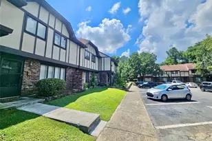 1192 Ashborough Dr SE, Marietta, GA 30067 - Photo 2