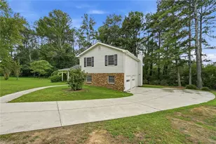 1167 Hutch Ln, Snellville, GA 30078 - Photo 2
