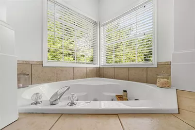 176 Oak Leaf Drive, Carrollton, GA 30116 - Photo 16