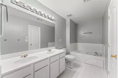 446 Sandtrap Lane, Buford, GA 30518 - Photo 32