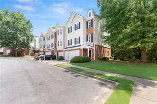 446 Sandtrap Ln, Buford, GA 30518 - Photo 6