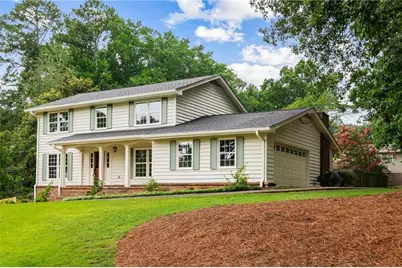 194 Pioneer Trail, Marietta, GA 30068 - Photo 2