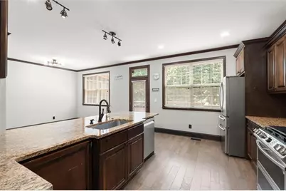 5583 Julian Place, Atlanta, GA 30342 - Photo 20