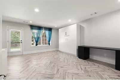 5583 Julian Place, Atlanta, GA 30342 - Photo 8
