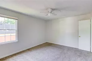 4647 Candlewyck Way, Buford, GA 30518 - Photo 10