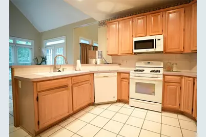 8183 Seven Oaks Drive, Jonesboro, GA 30236 - Photo 14
