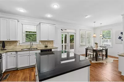 1634 Gilstrap Lane NW, Atlanta, GA 30318 - Photo 16