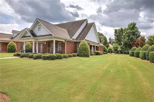 119 Vinings Way SE, Calhoun, GA 30701 - Photo 2