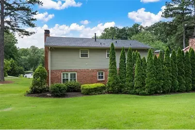 647 Shannon Green Circle SW, Mableton, GA 30126 - Photo 32