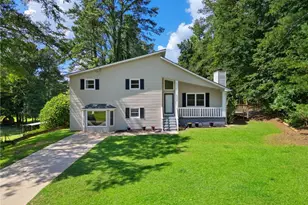 4533 Cresant Ln, Douglasville, GA 30135 - Photo 1