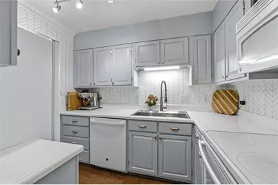 4545 Wieuca Road NE #20, Atlanta, GA 30342 - Photo 16