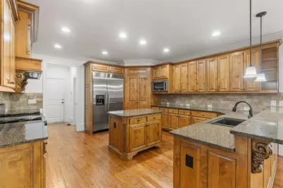 2452 Walkers Glen Lane, Buford, GA 30519 - Photo 20