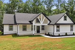 1020 Oak Ridge Dr, Griffin, GA 30223 - Photo 1