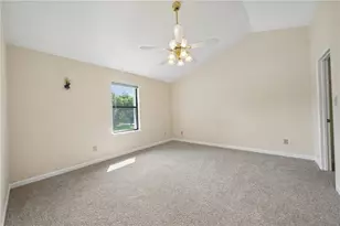 527 Paden Dr, Lawrenceville, GA 30044 - Photo 4