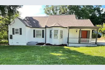 1093 Enota Avenue NE, Gainesville, GA 30501 - Photo 1