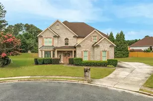 604 Arbor Ridge, Loganville, GA 30052 - Photo 2
