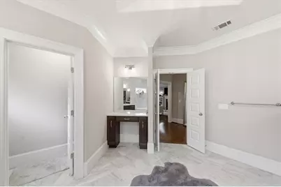 1041 Pine Grove Avenue NE, Atlanta, GA 30319 - Photo 48
