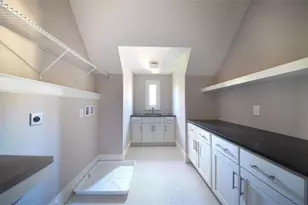 1041 Pine Grove Ave NE, Atlanta, GA 30319 - Photo 42
