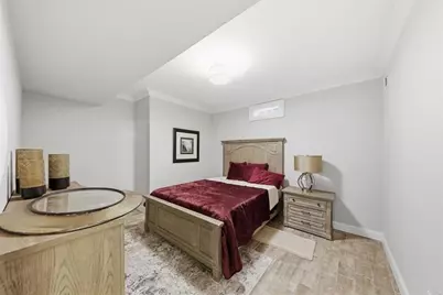 1041 Pine Grove Avenue NE, Atlanta, GA 30319 - Photo 50
