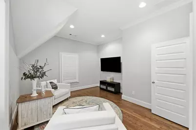 1041 Pine Grove Avenue NE, Atlanta, GA 30319 - Photo 22