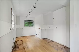 1236 Deleon Ct, Clarkston, GA 30021 - Photo 10