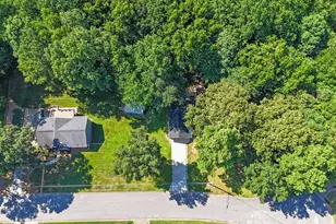 1850 Coachman Cove SW, Snellville, GA 30078 - Photo 32