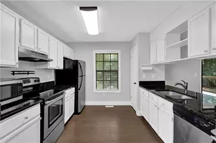 1850 Coachman Cove SW, Snellville, GA 30078 - Photo 12