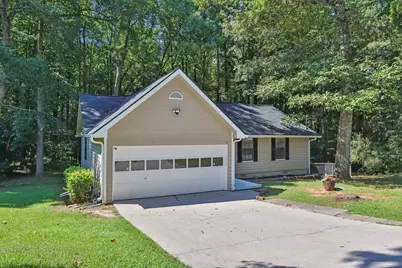 1850 Coachman Cove SW, Snellville, GA 30078 - Photo 2