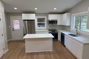 2675 Lantern Ln, Atlanta, GA 30349 - Photo 8
