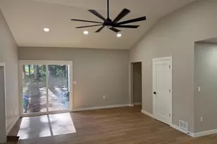 2675 Lantern Ln, Atlanta, GA 30349 - Photo 4