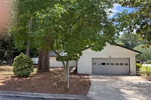 2675 Lantern Ln, Atlanta, GA 30349 - Photo 2