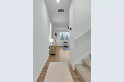 5305 Melbourne Lane, Flowery Branch, GA 30542 - Photo 2