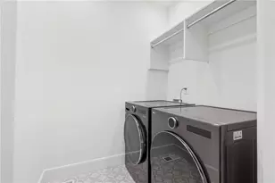 2711 Southwell Street NE, Atlanta, GA 30305 - Photo 50