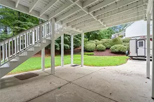 2185 Wenlok Trail NE, Marietta, GA 30066 - Photo 40