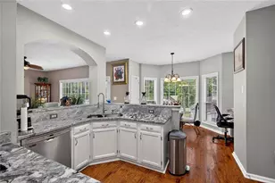 6971 Waters Edge Dr, Stone Mountain, GA 30087 - Photo 12