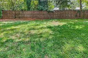 1982 Willa Dr, Decatur, GA 30032 - Photo 16