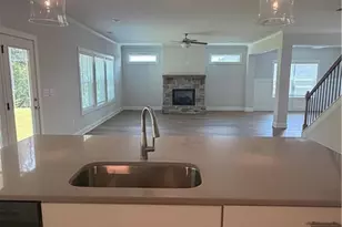 90 Riverwalk Manor Dr, Dallas, GA 30132 - Photo 4