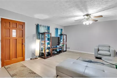 528 Old Tucker Road, Stone Mountain, GA 30087 - Photo 6