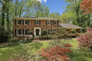 5510 Rodney Ln, Stone Mountain, GA 30087 - Photo 2