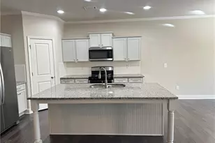 2045 Wheylon Dr, Lawrenceville, GA 30044 - Photo 4