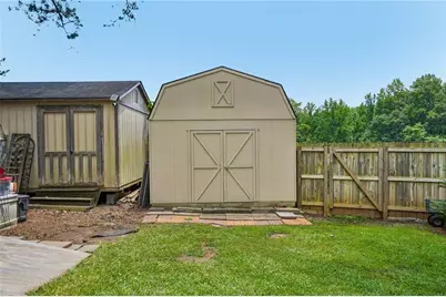 4852 Arrowhead Trail West SW, Lilburn, GA 30047 - Photo 42